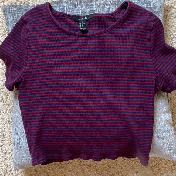 Stripped stretchy cute crop top - Picture 5 of 7